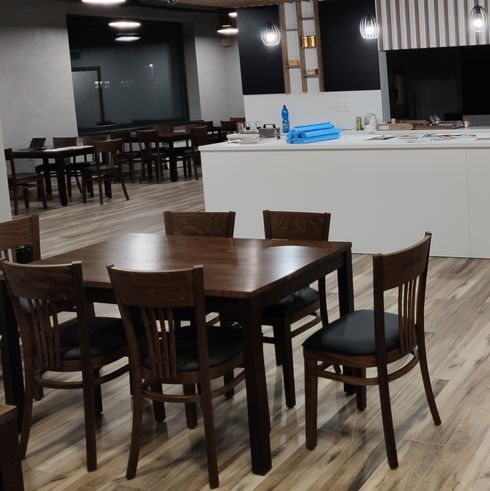 Čalouněné židle do restaurace